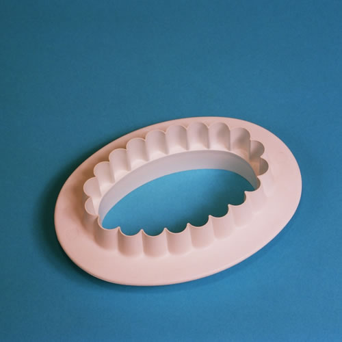 PME plain & fluted Oval cutter 50mm